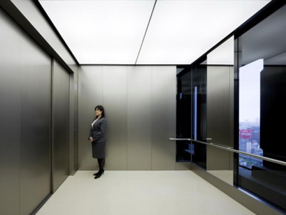 Японский лифт-гигант поражает своими размерами